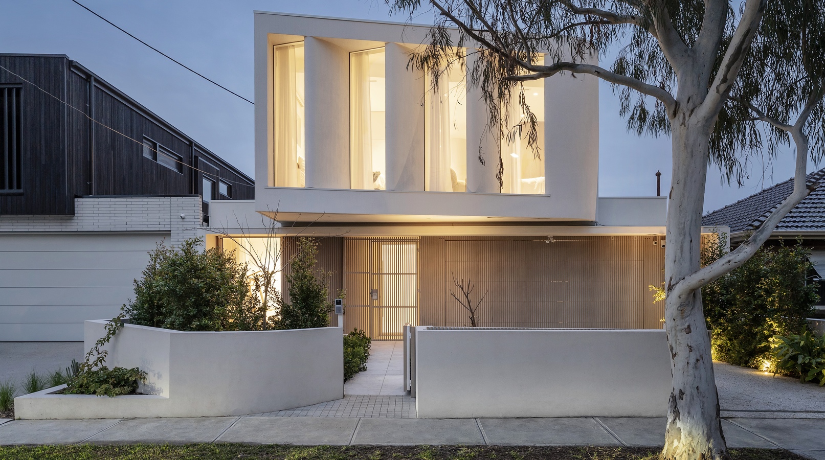 ORA HOUSE 
